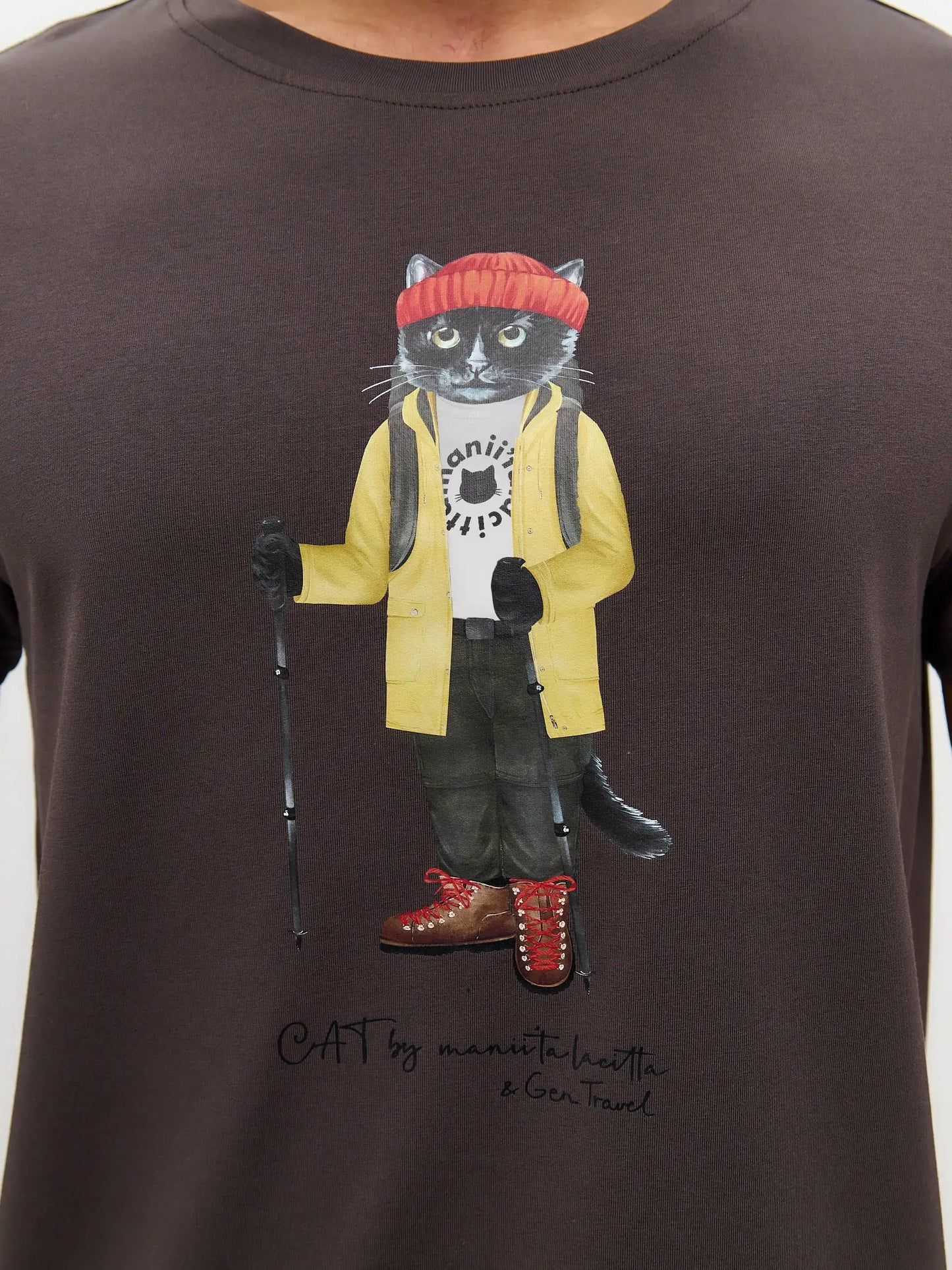 Brown Printed T-shirt TRAVEL CAT - T-shirt