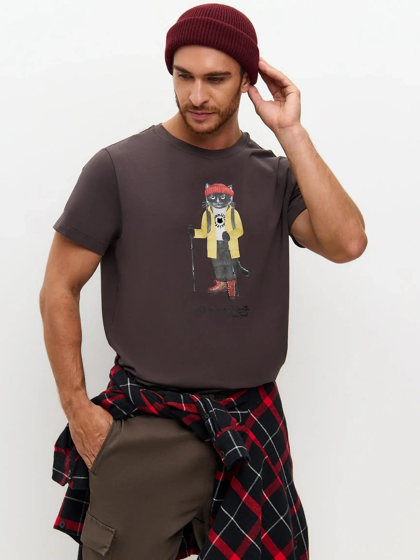 Brown t-shirt hiking cat - Funny Cat T-shirt | For Cat Lovers | CAT by maniita lacitta