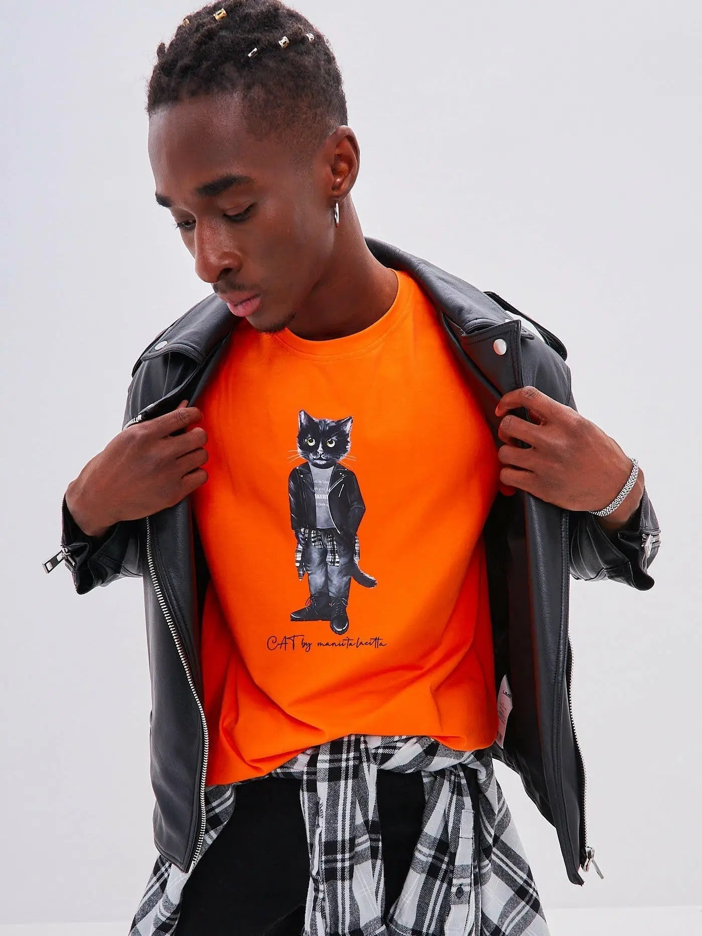 Orange printed t-shirt rocker cat - Funny Cat T-shirt | For Cat Lovers | CAT by maniita lacitta
