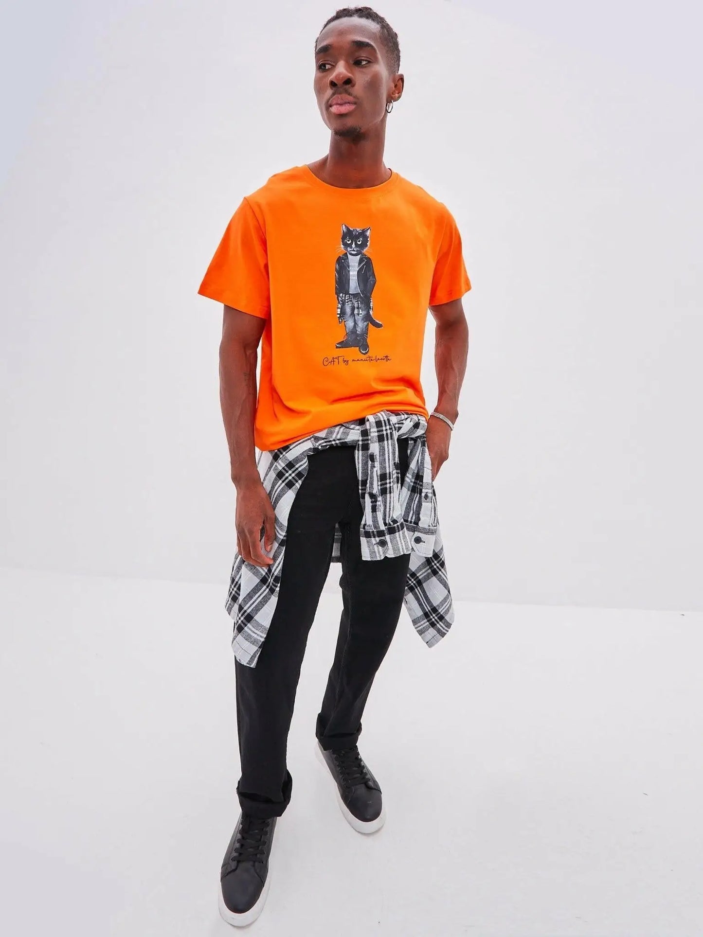 Orange printed t-shirt rocker cat - Funny Cat T-shirt | For Cat Lovers | CAT by maniita lacitta