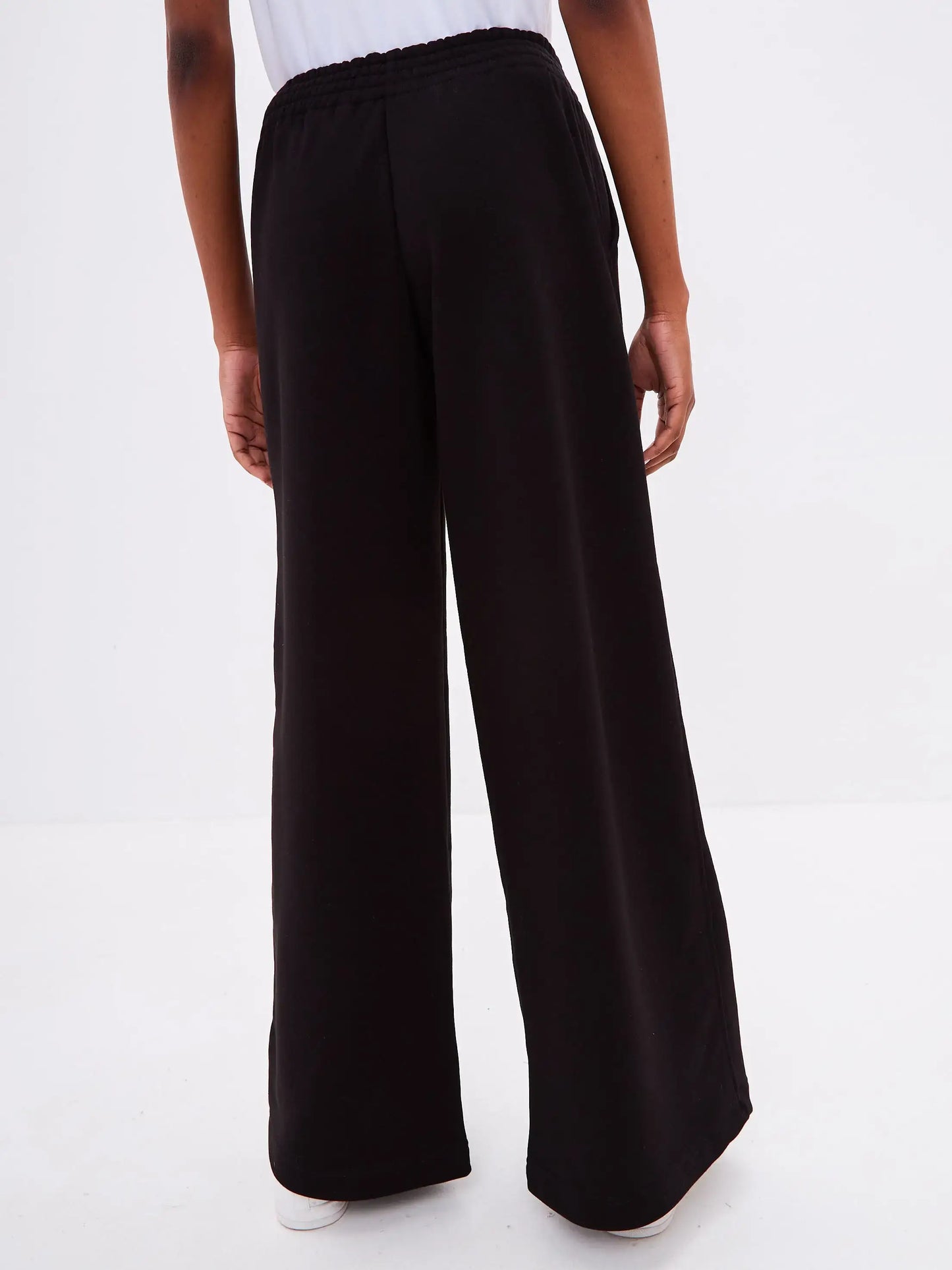 Set: women’s black t-shirt and wide-leg sweatpants with print Sport Casual Cat