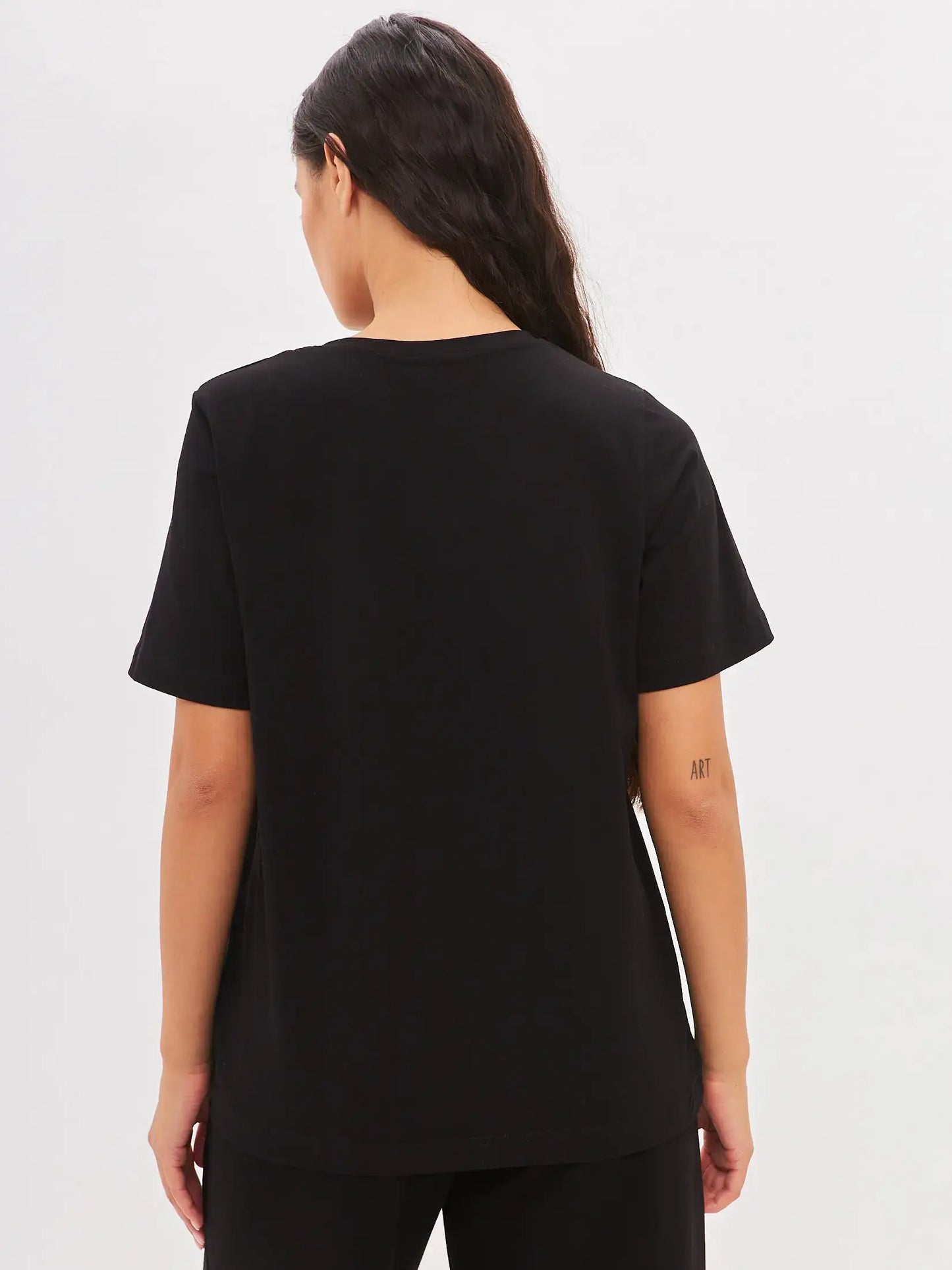 Set: women’s black t-shirt and wide-leg sweatpants with print Sport Casual Cat