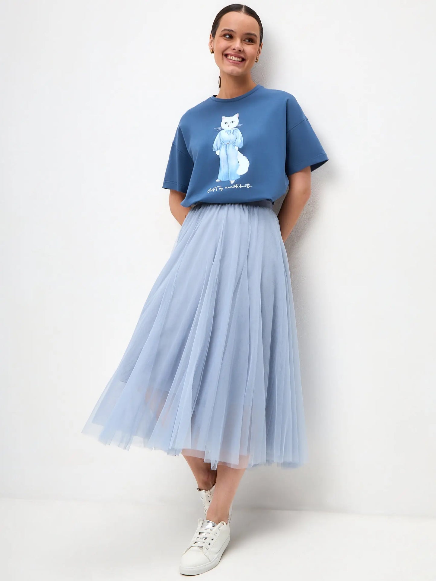 Set: women’s blue t shirt with a white cat and blue tulle maxi skirt Funny Cat | For Cat Lovers | CAT by maniita lacitta