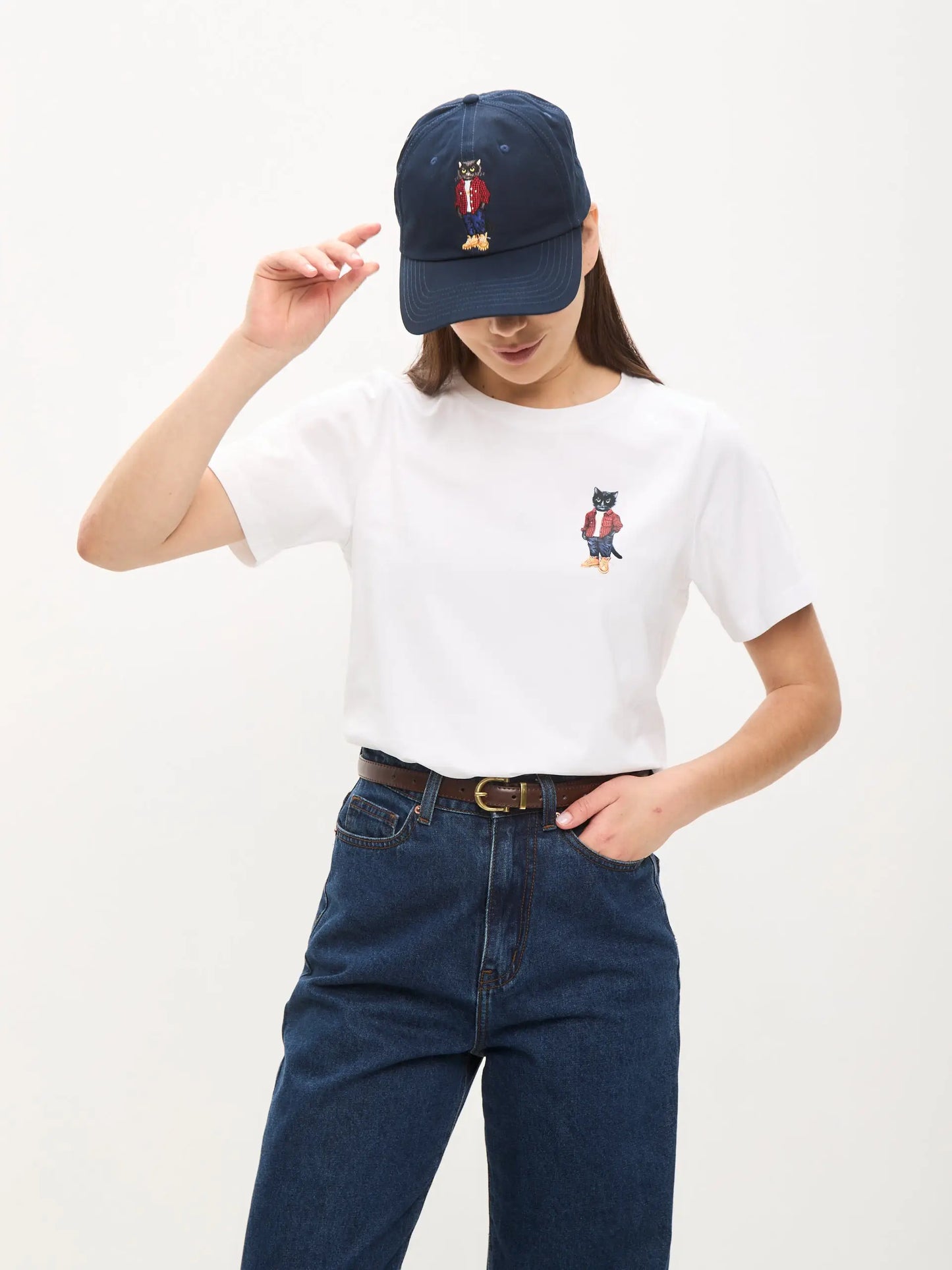 Set: women’s white t-shirt with a mini print of a country cat and a dark blue cap with cat embroidery - Funny Cat