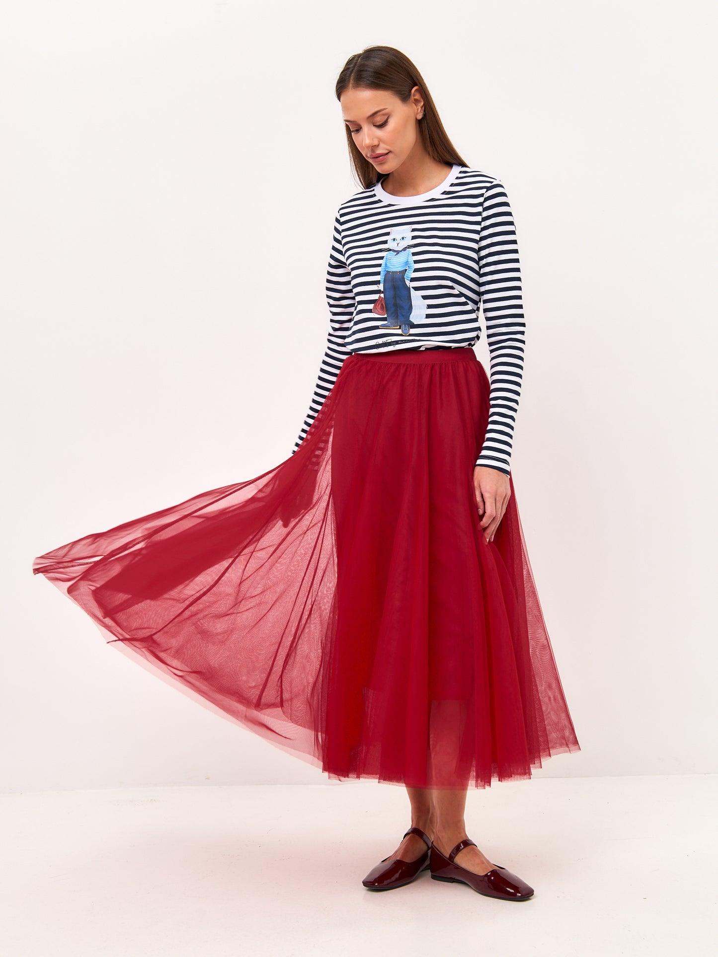 Paris set: women's long sleeve navy striped white Сat and red mesh maxi skirt