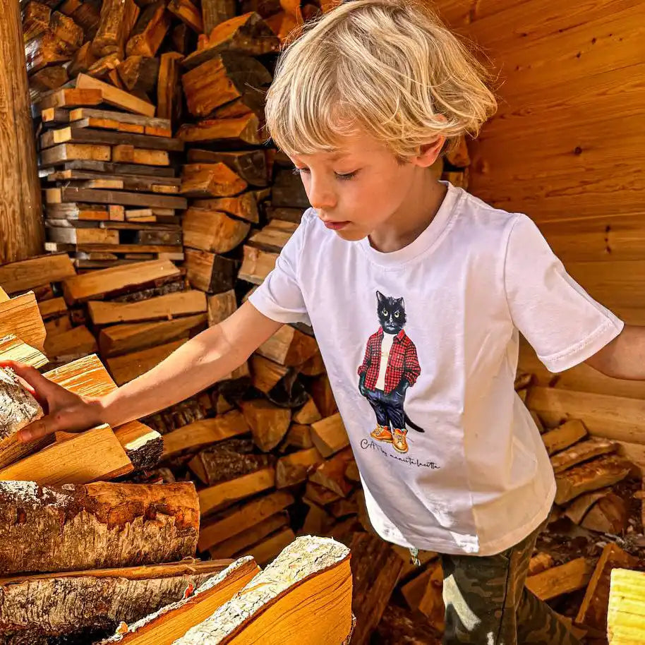 Boy’s white t-shirt with cat graphic.